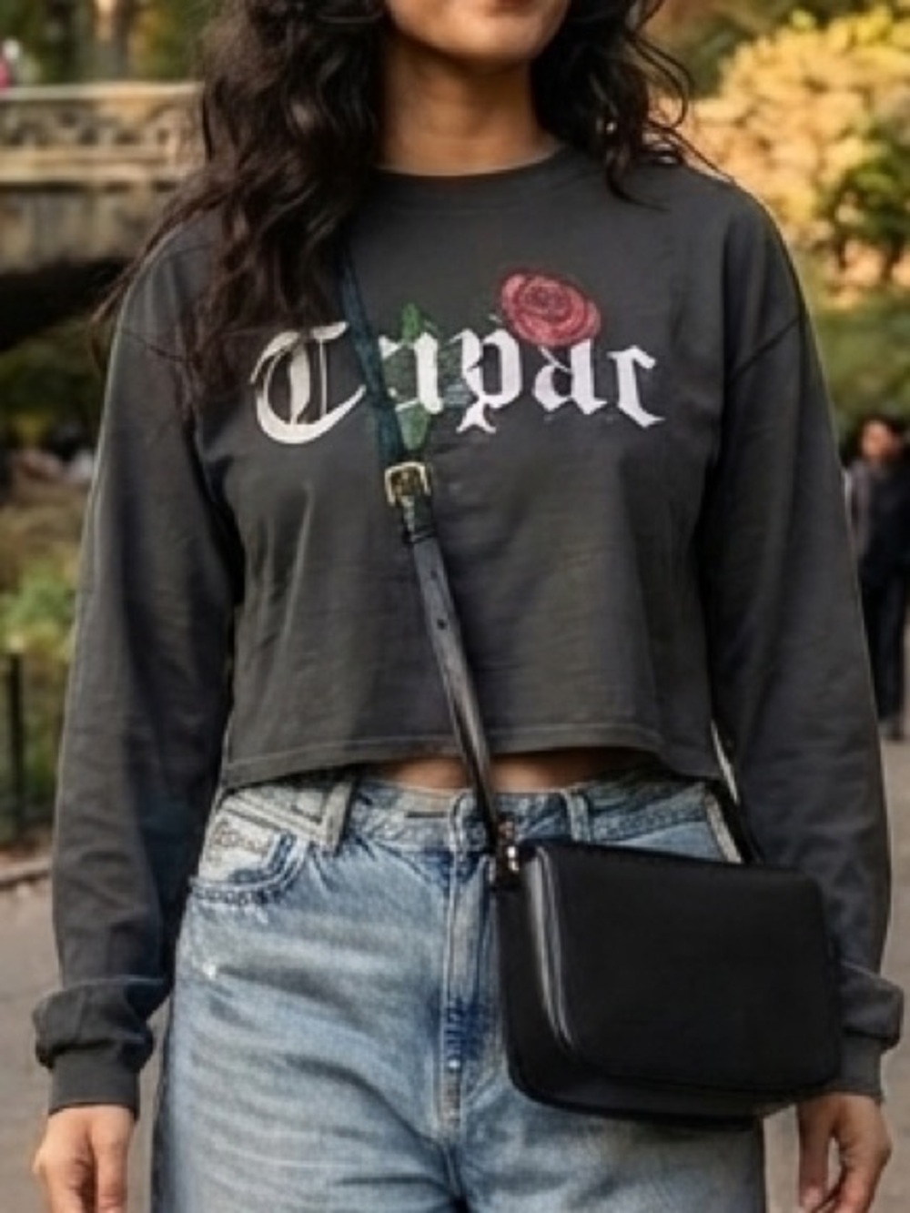 Graphic 2Pac Tupac Rose  Gap Tee Streetwear Grunge Boxy teen 18/20, Woman M